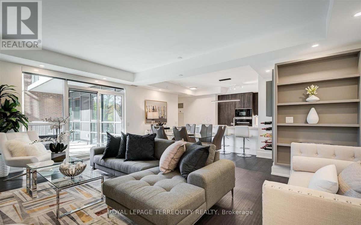 401 - 3 SOUTHVALE DRIVE