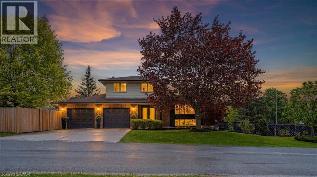 9 HIGH CREST LANE W