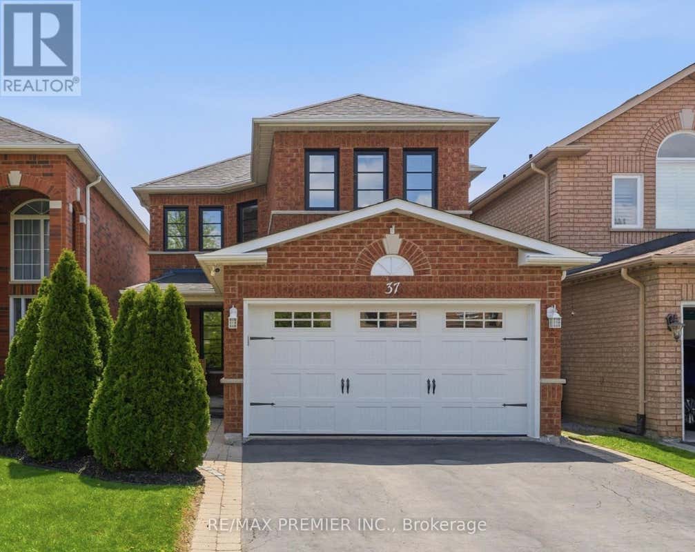 37 PRINCETON GATE