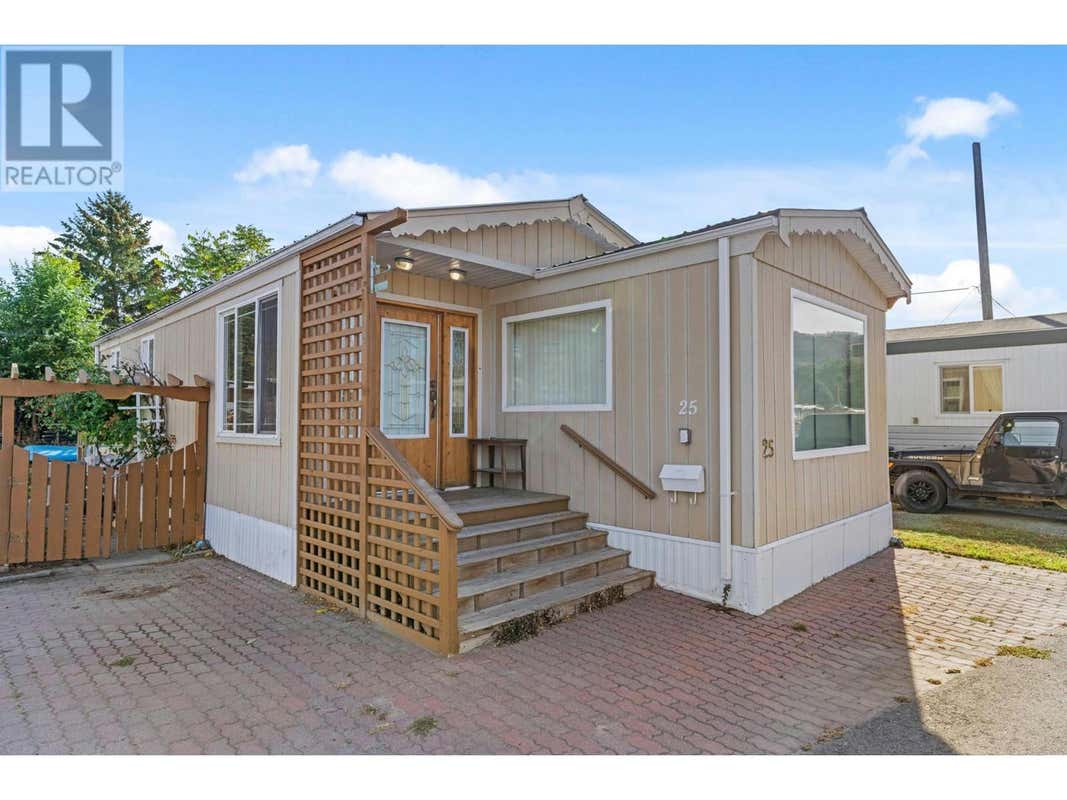 2525 EDWARD STREET, Kamloops, BC V2B4G1 À vendre RE/MAX 181420