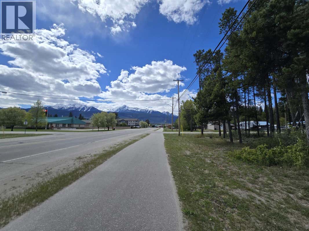 LOT 12 5TH AVENUE