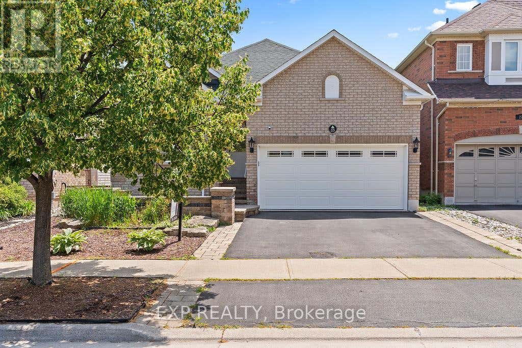225 ELLIS CRESCENT
