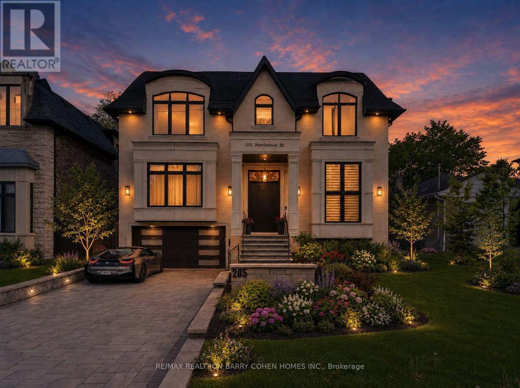 205 NORTHWOOD DRIVE