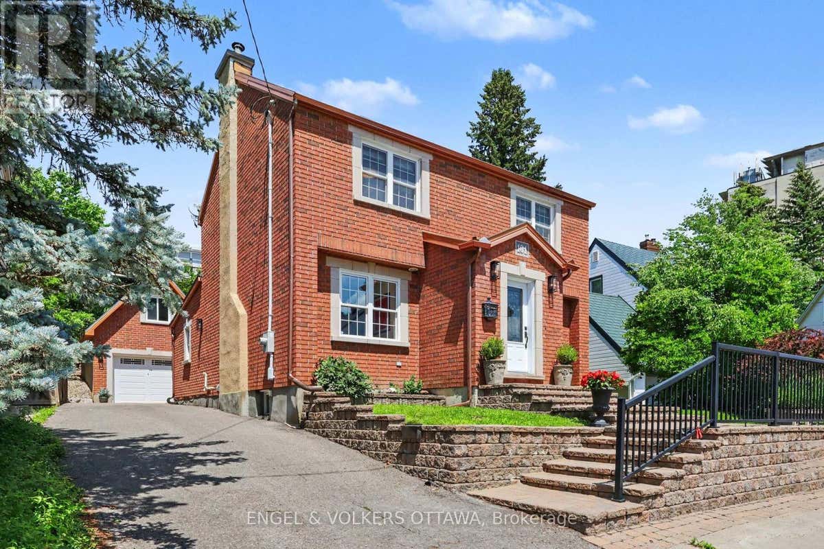 101 IVY CRESCENT