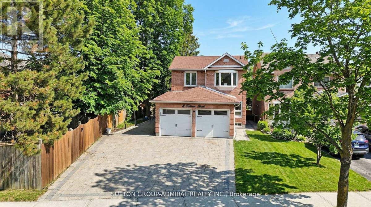 8 COLLEEN STREET