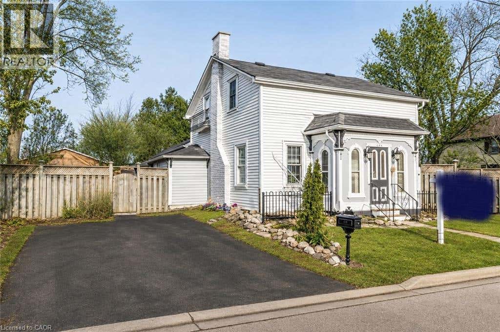 134 KITCHENER ROAD