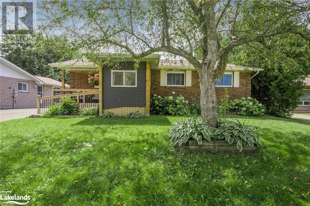 225 CHRISTOPHER Street, Stayner, ON L0M1S0 House For Sale RE/MAX