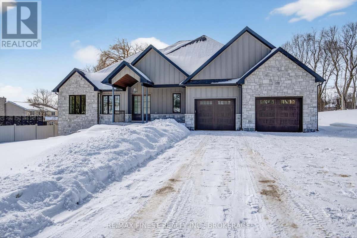 371 MAPLE RIDGE DRIVE