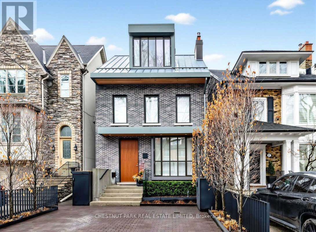 55 FARNHAM AVENUE