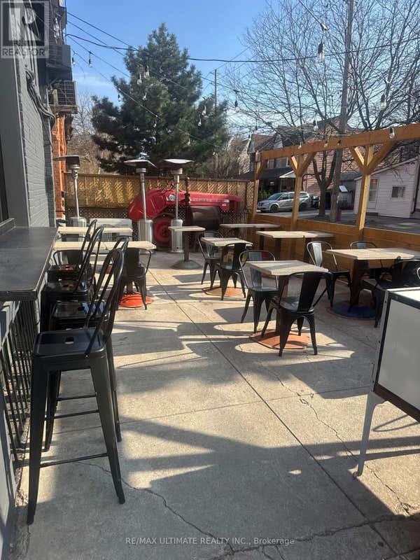 1627 DUPONT STREET