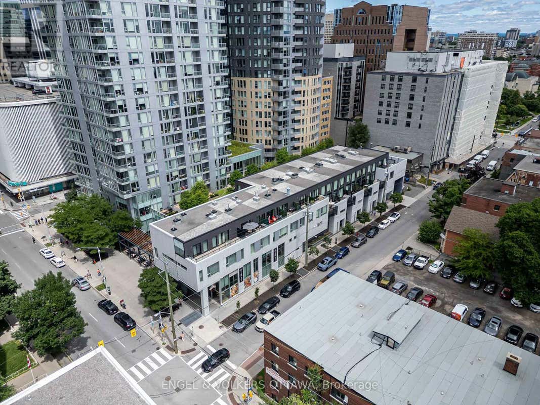 218 - 197 LISGAR STREET