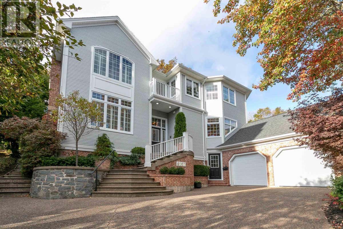 6207 REGINA TERRACE