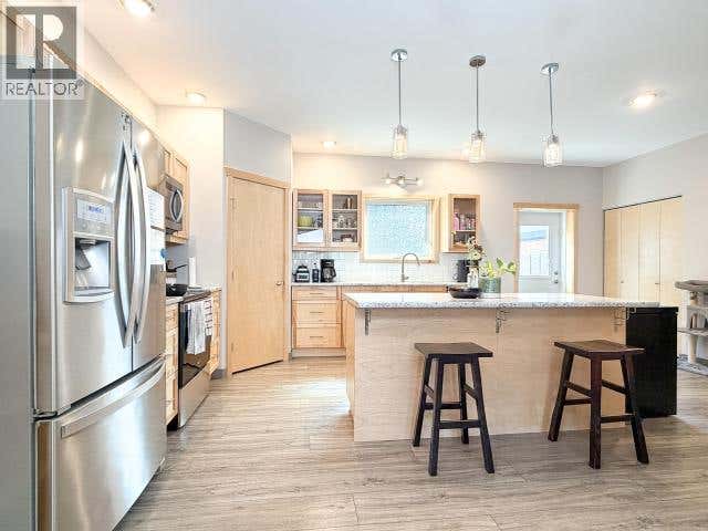 12-35 GLEANER AVENUE