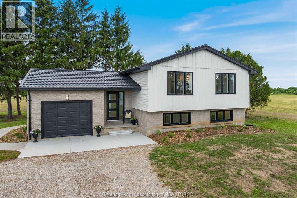5583 CARRIAGE ROAD