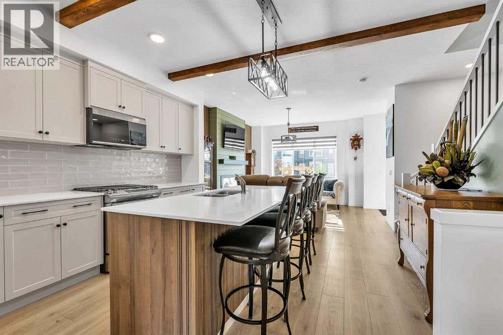 7 EMBERSIDE PARK