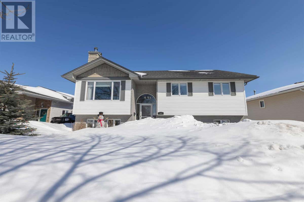 147 NOTTINGHAM CRES