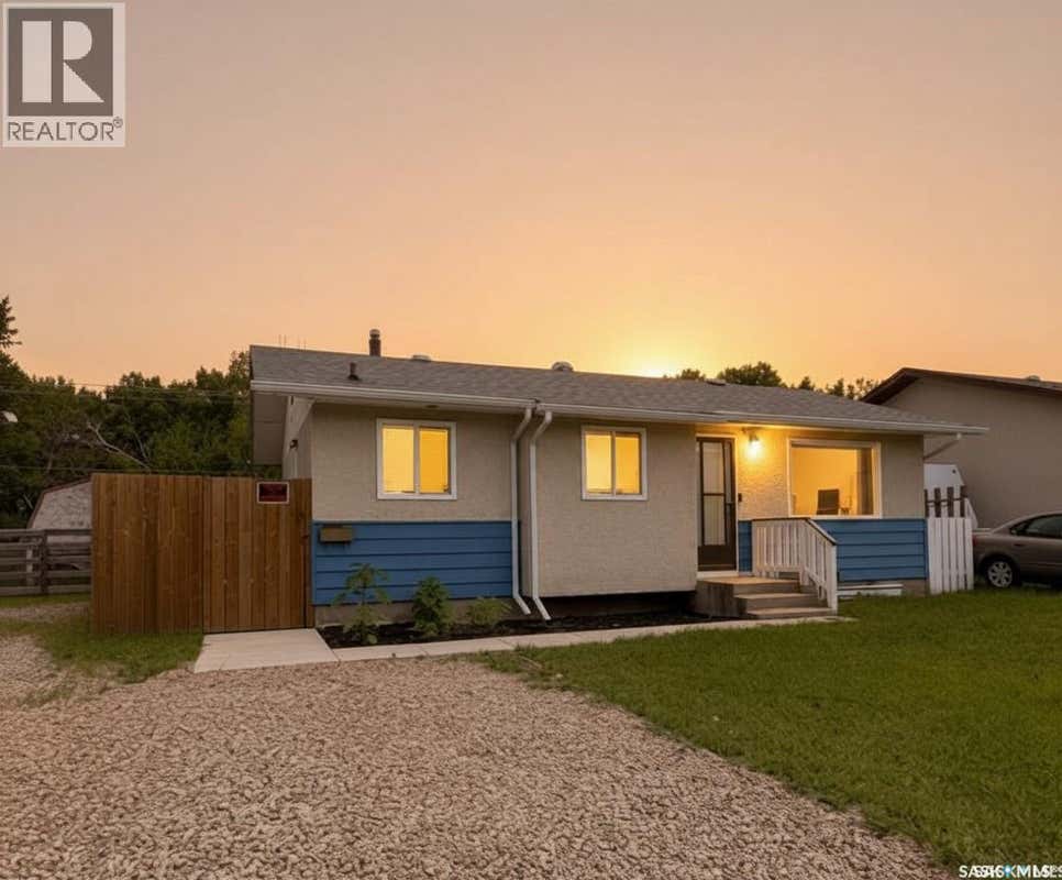 1982 13TH STREET W
