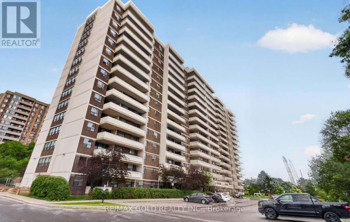 1109 - 3 LISA STREET
