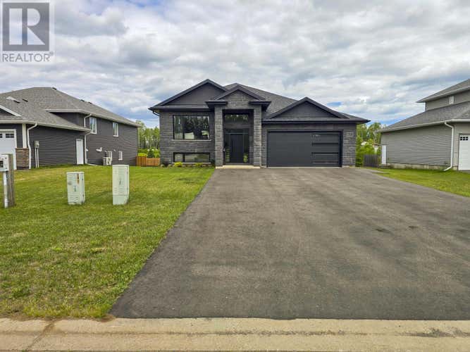 2708 King George's Park Dr.