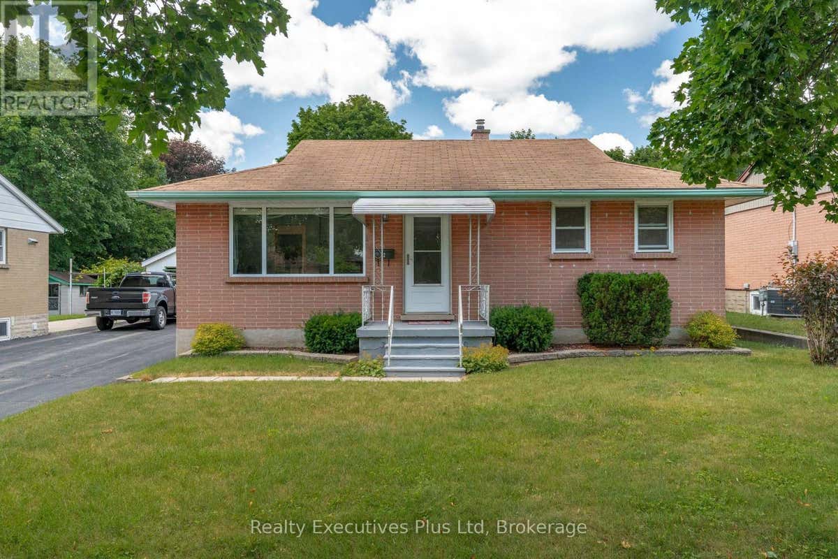 82 CASSINO AVENUE