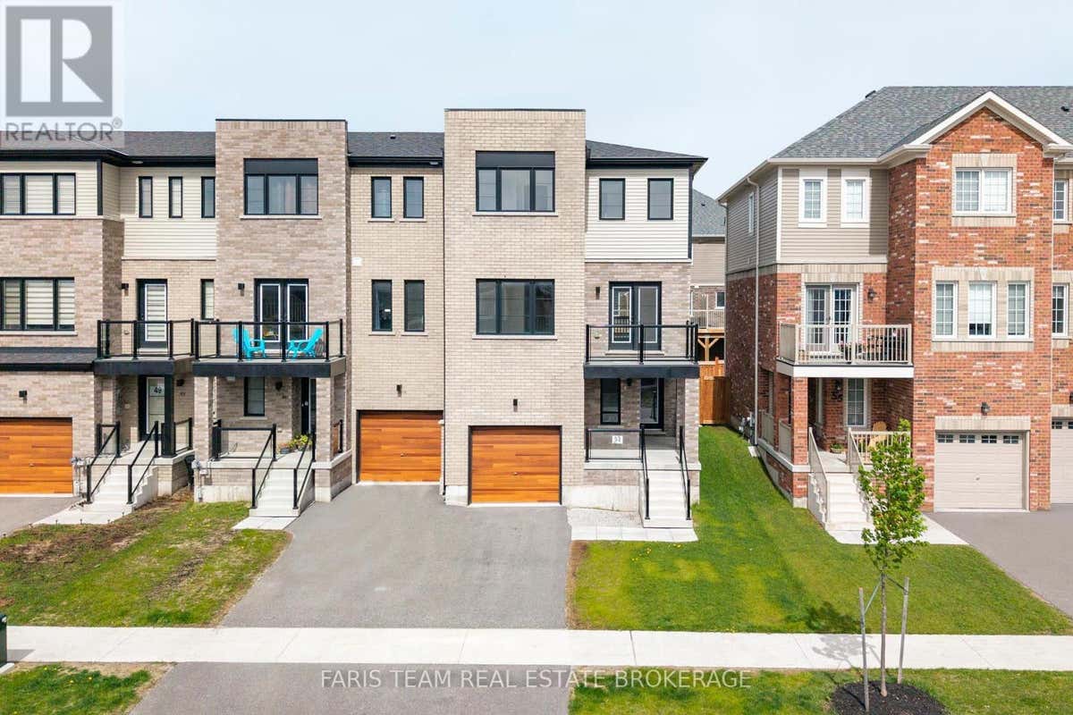 53 HARVEST CRESCENT