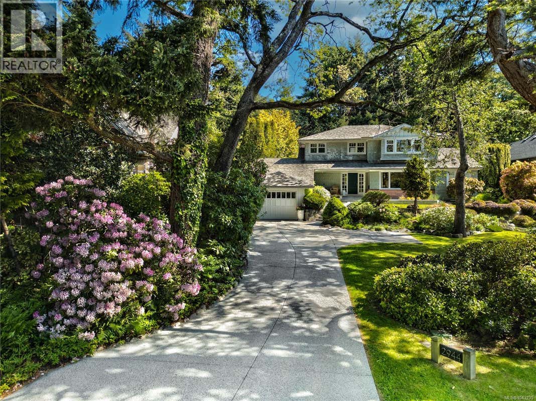 2944 TUDOR AVE