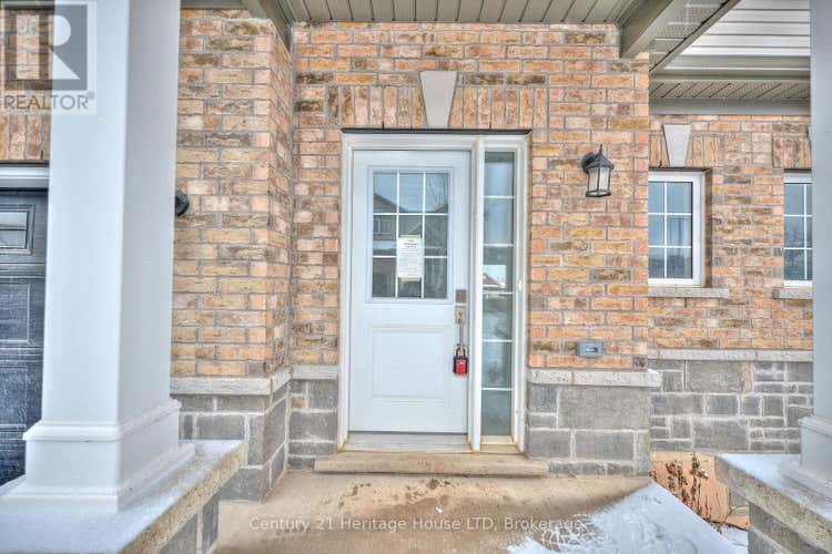 13 - 397 GARRISON ROAD