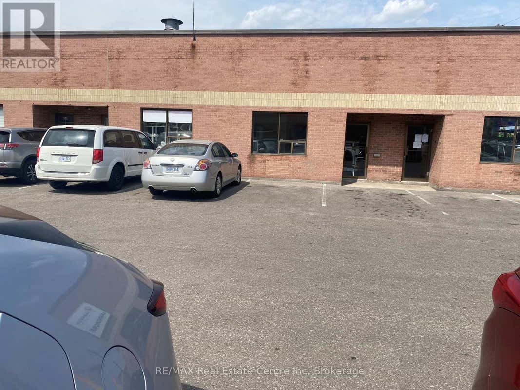 28 & 29 - 781 MAIN STREET E