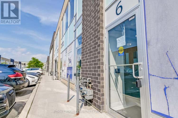 6 - 1185 QUEENSWAY E