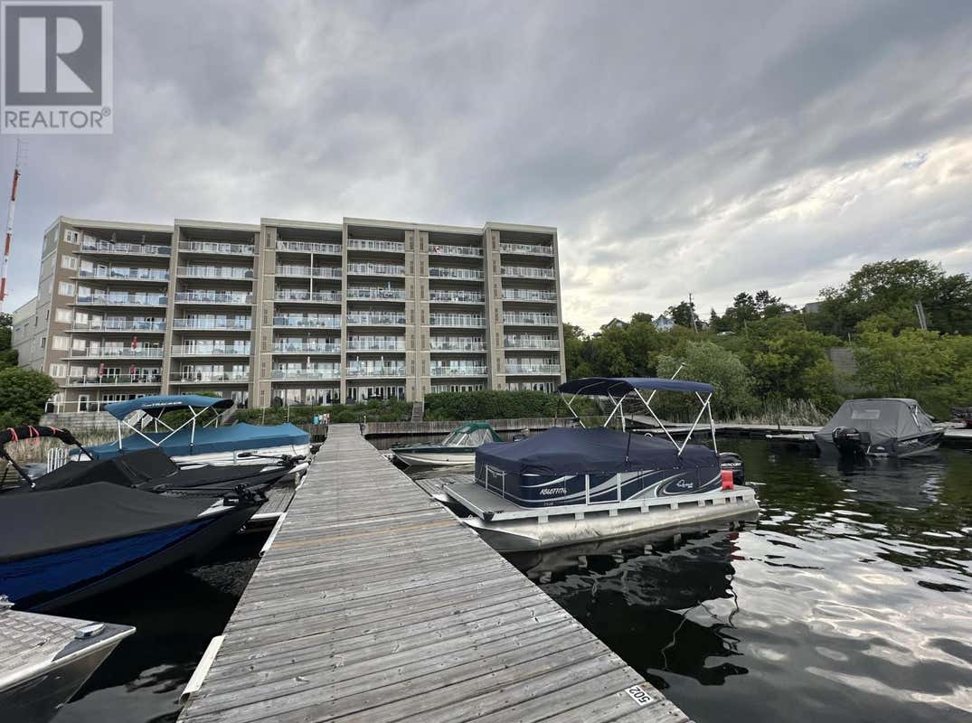 604 - 5 BAY ROAD