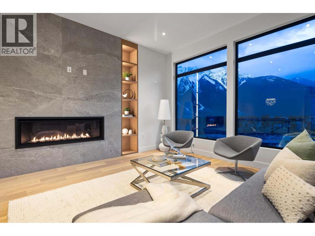 7683 CERULEAN DRIVE