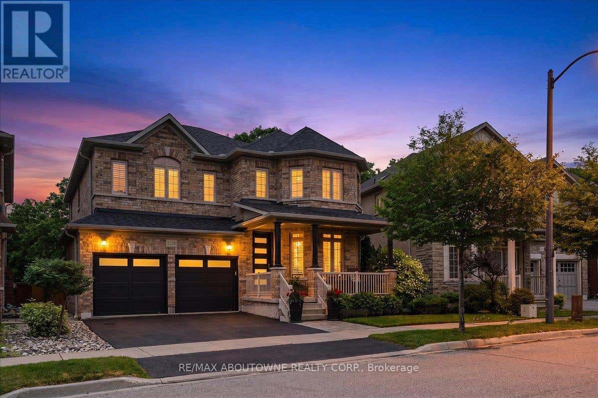 1228 FOX CRESCENT