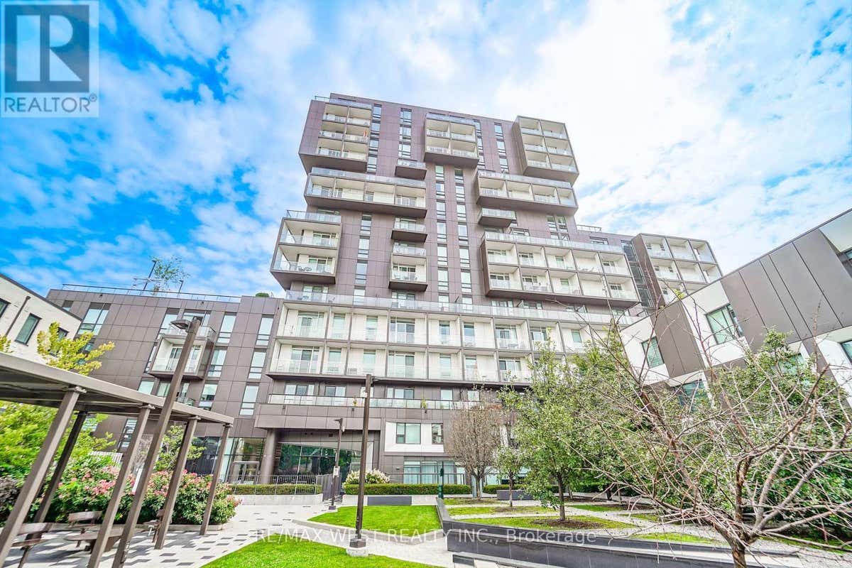 203 - 80 VANAULEY STREET