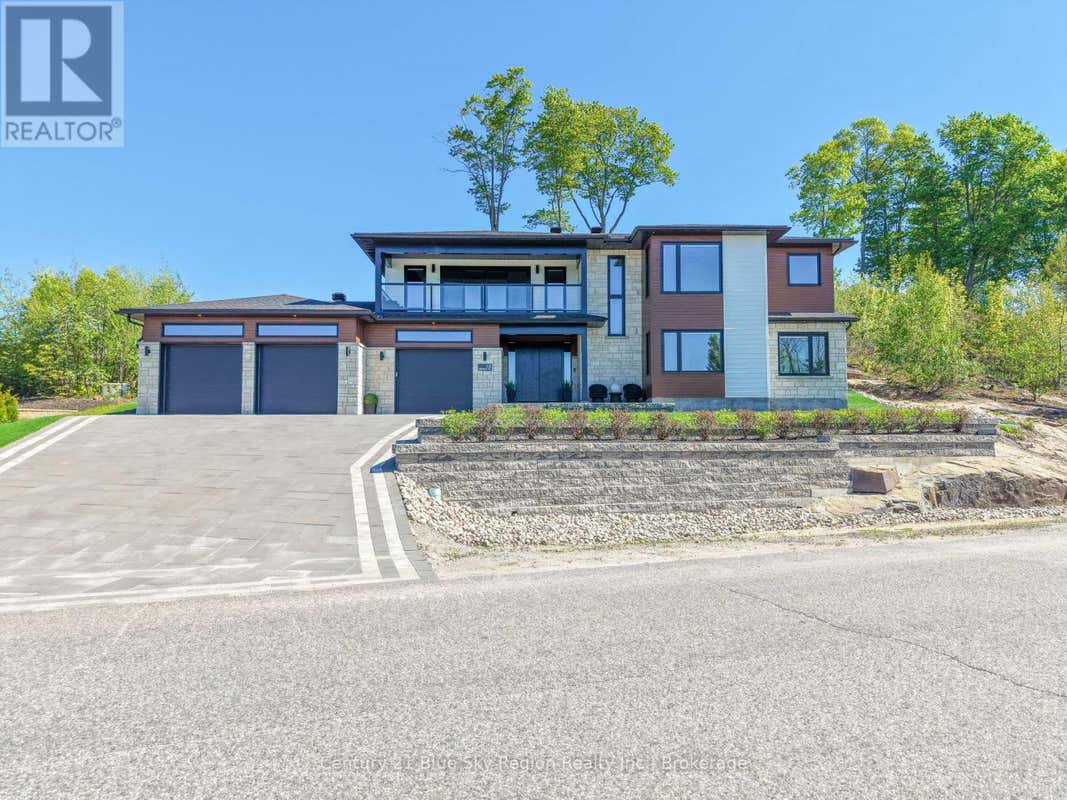 13 KENRETA DRIVE