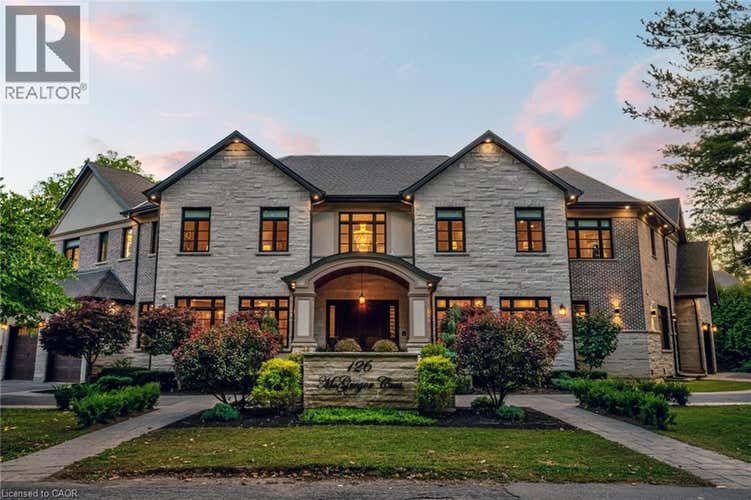 126 MCGREGOR Crescent