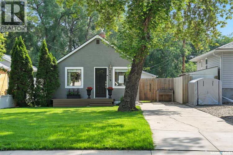 2419 McPherson AVENUE