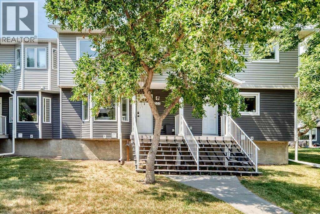 357 REGAL PARK NE