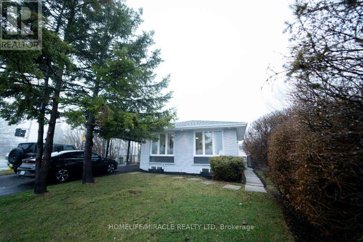 402 UPPER PARADISE ROAD