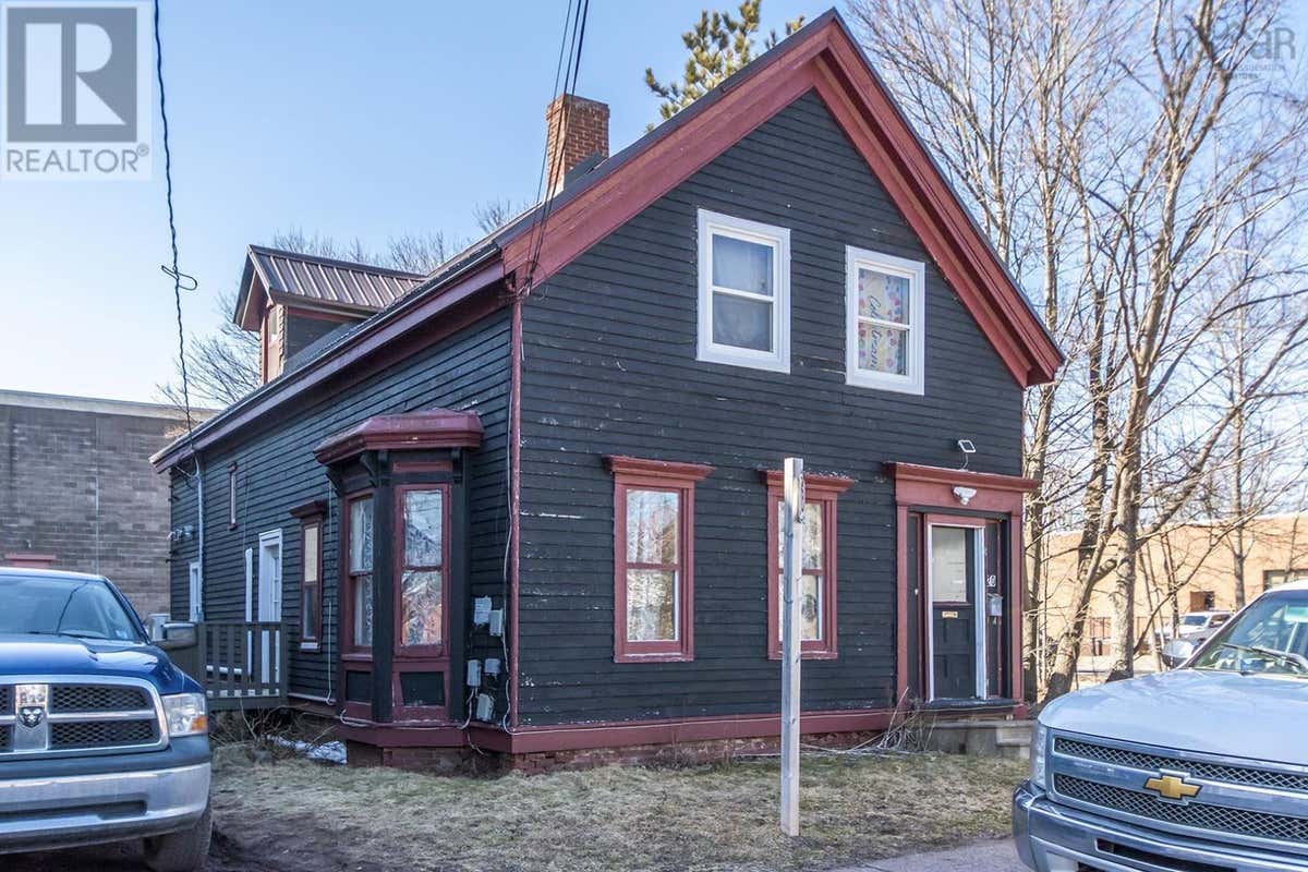 20 Louise St