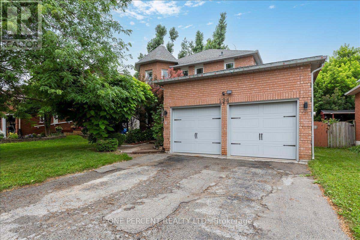 194 LIVINGSTONE STREET W