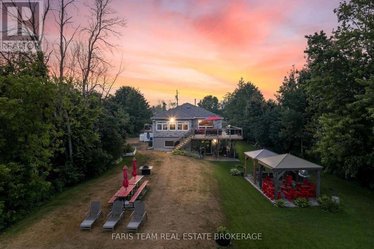 93 SILVER BIRCH CRESCENT