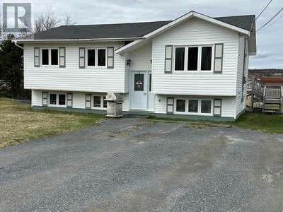 34 Earles Ln  