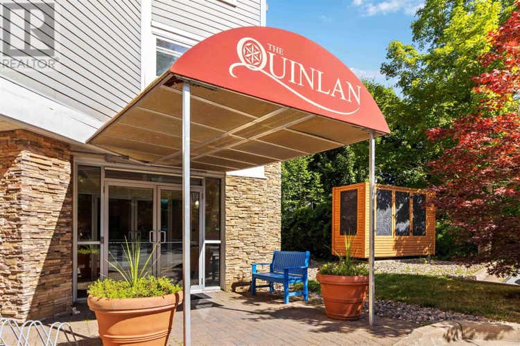 Unit 101 476 Main Street