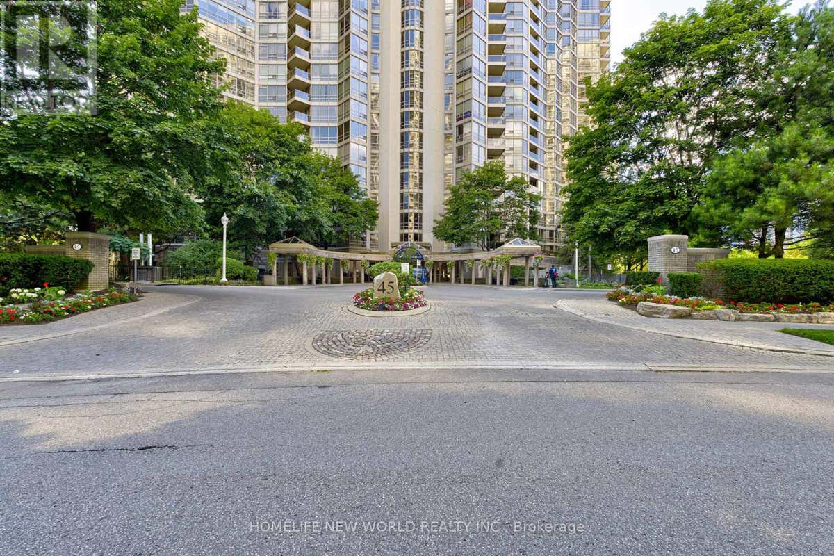 2704 - 45 KINGSBRIDGE GARDEN CIRCLE