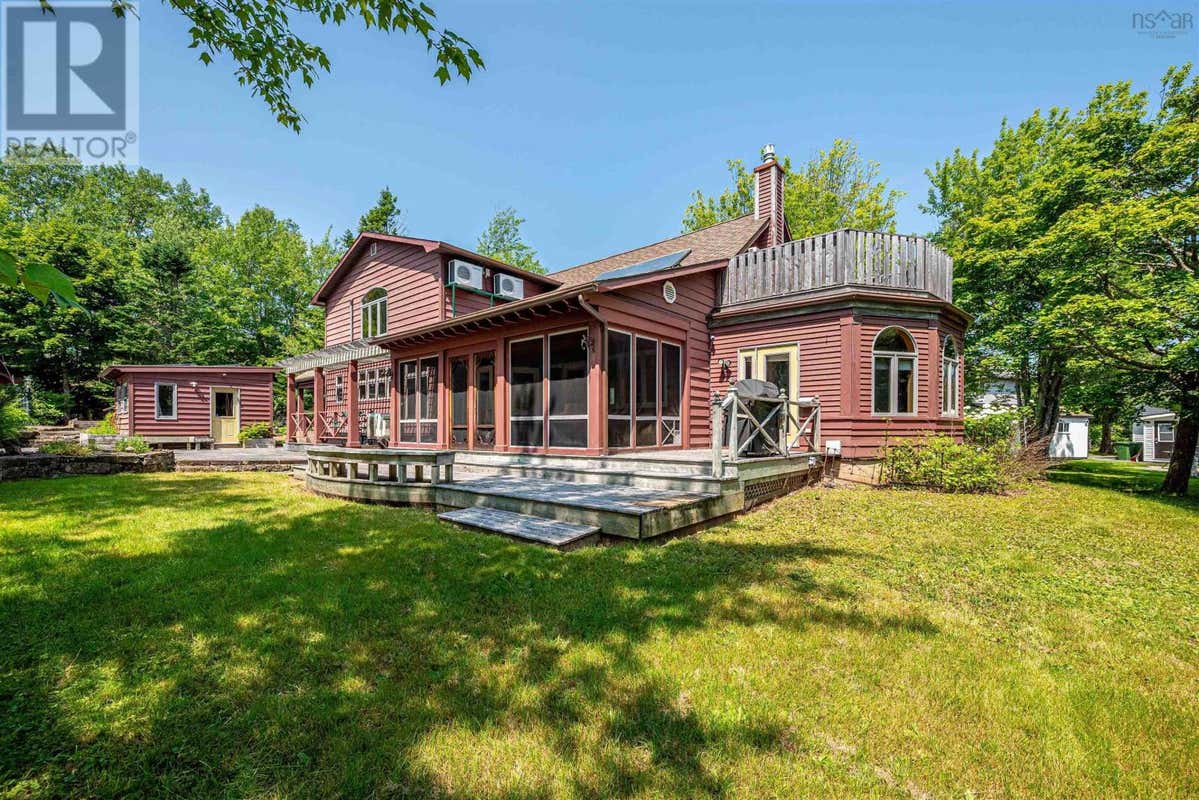 39 CEDAR DRIVE