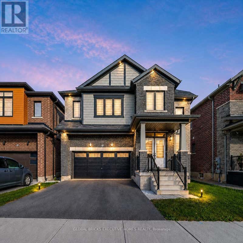 26 LILLIAN WAY