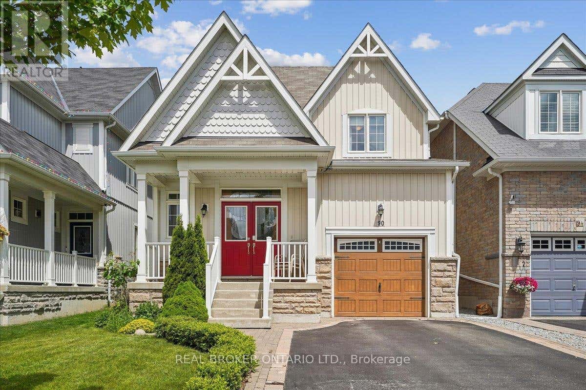 90 ERSKINE DRIVE