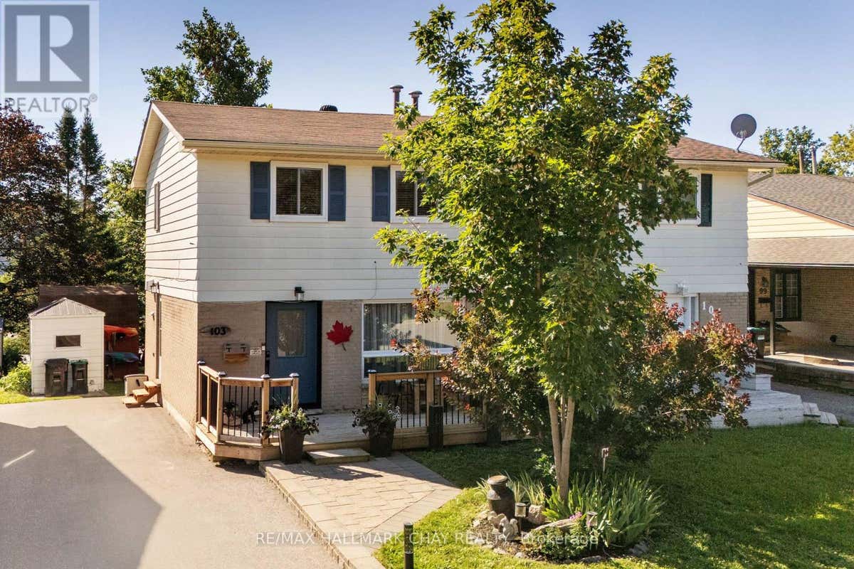 103 DAPHNE CRESCENT