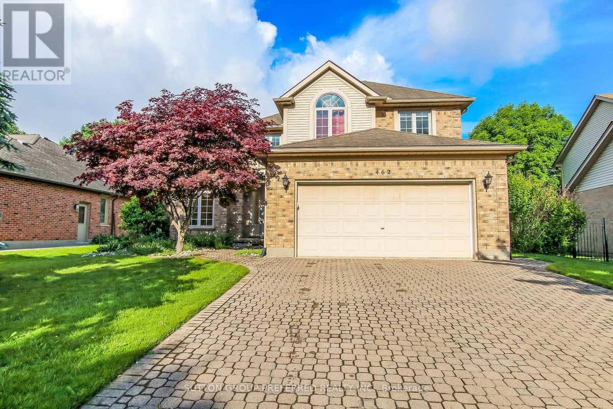 462 AMBLESIDE DRIVE