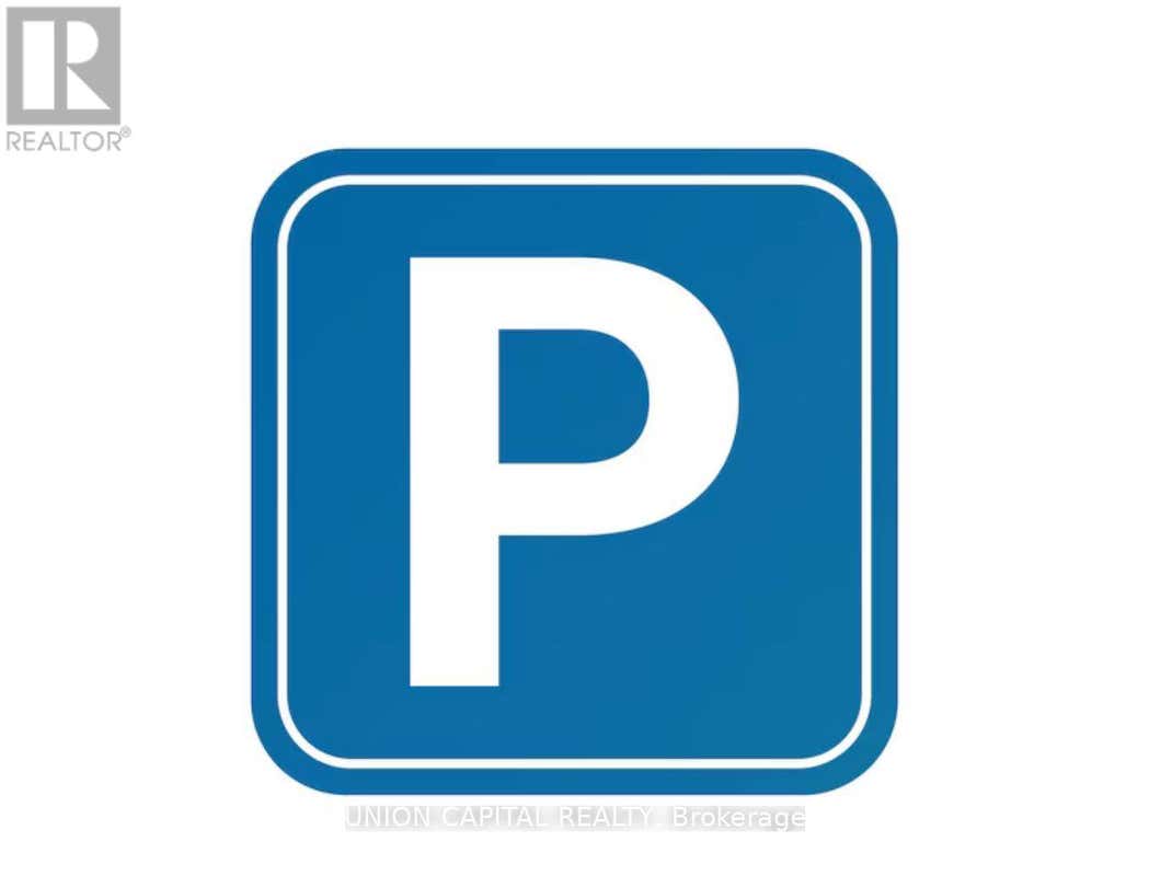P5-104 - 8 WELLESLEY STREET W